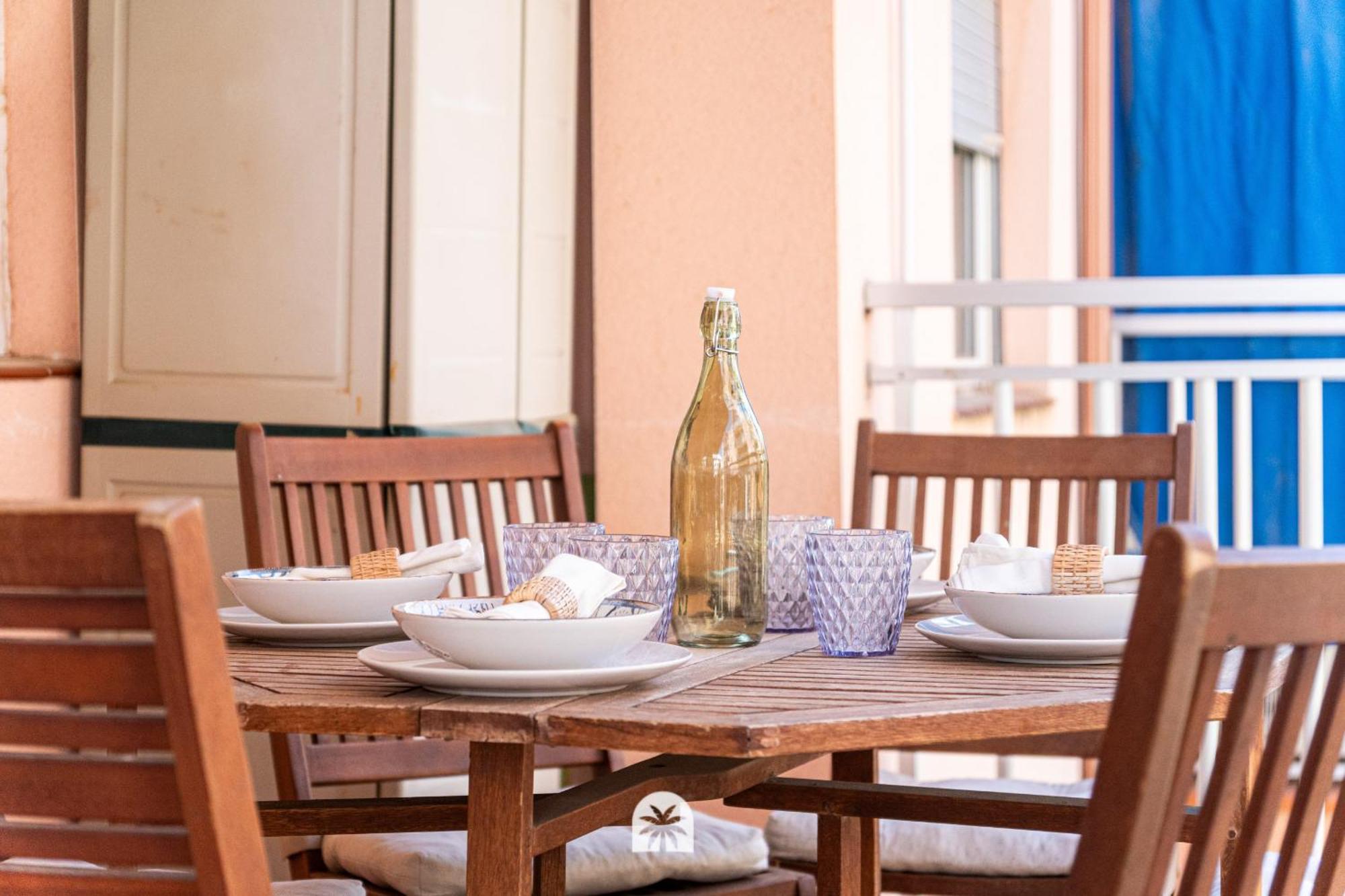 Mediterranean Way - Bohemian Apartment กัมบริลส์ ภายนอก รูปภาพ